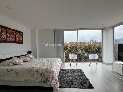Casa de 4 alcobas en venta en Envigado, Envigado, 450 m² · foto 11 de 20