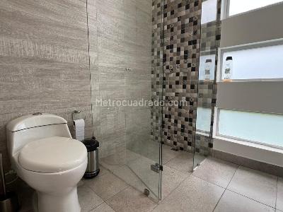 Casa de 4 alcobas en venta en Envigado, Envigado, 450 m² · foto 13 de 20