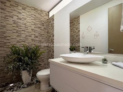 Casa de 4 alcobas en venta en Envigado, Envigado, 450 m² · foto 14 de 20