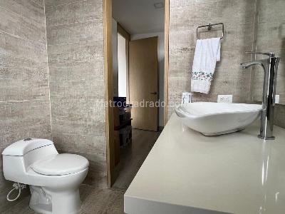 Casa de 4 alcobas en venta en Envigado, Envigado, 450 m² · foto 15 de 20