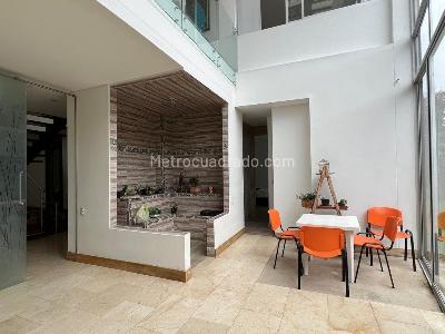 Casa de 4 alcobas en venta en Envigado, Envigado, 450 m² · foto 17 de 20