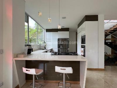 Casa de 4 alcobas en venta en Envigado, Envigado, 450 m² · foto 5 de 20