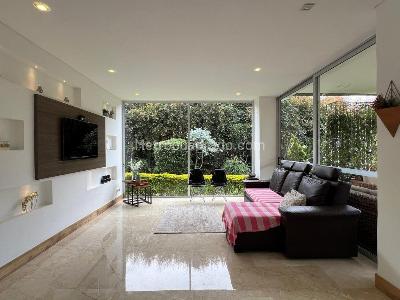 Casa de 4 alcobas en venta en Envigado, Envigado, 450 m² · foto 8 de 20