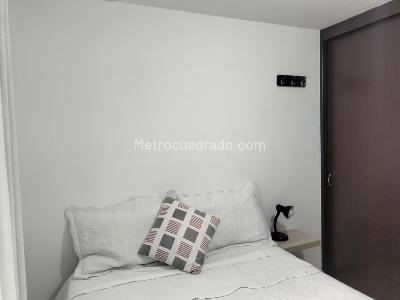 Apartamento de 3 alcobas en arriendo en El Poblado, Medellín, 90 m² · foto 12 de 19