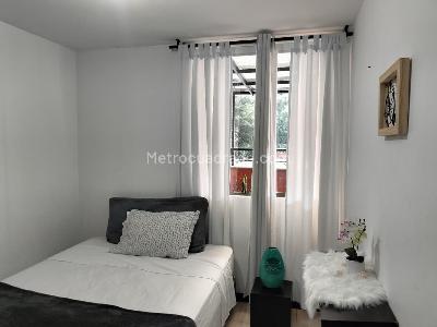 Apartamento de 3 alcobas en arriendo en El Poblado, Medellín, 90 m² · foto 14 de 19