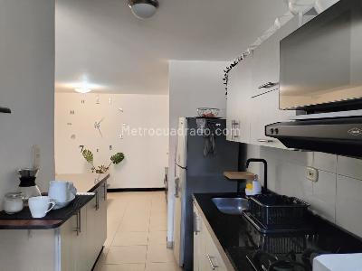 Apartamento de 3 alcobas en arriendo en El Poblado, Medellín, 90 m² · foto 7 de 19