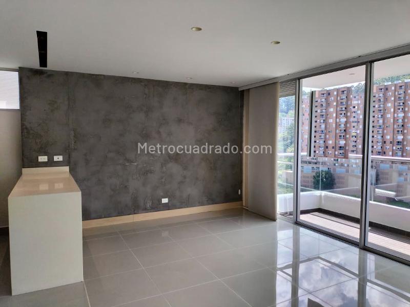 Apartamento Cómodo de 2 Alcobas en El Poblado - 3