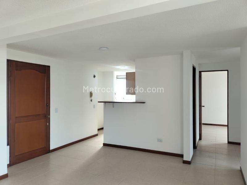 Apartamento en Arriendo, EL POBLADO, Medellín - 3