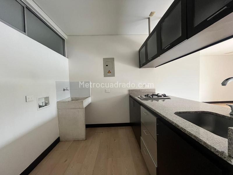 1BR Studio with Security in El Poblado - 7