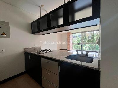 Apartamento de 1 alcoba en arriendo en El Poblado, Medellín, 45 m² · foto 9 de 10