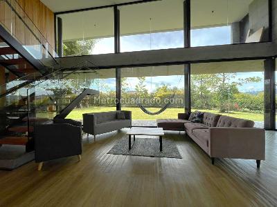 Casa de 3 alcobas en venta en Llanogrande, Rionegro, 736 m² · foto 2 de 17