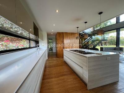 Casa de 3 alcobas en venta en Llanogrande, Rionegro, 736 m² · foto 5 de 17