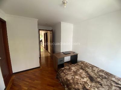 Apartamento de 3 alcobas en arriendo en El Poblado, Medellín, 132 m² · foto 7 de 11