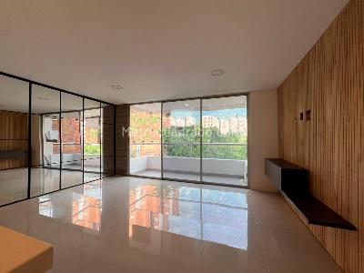 Apartamento de 3 alcobas en arriendo en Envigado, Envigado, 88 m² · foto 2 de 18