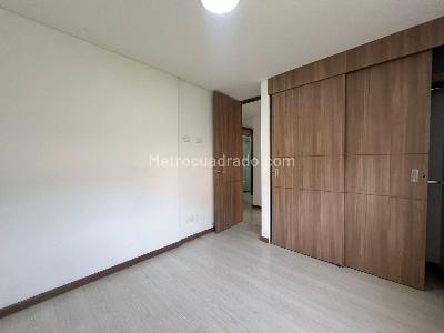 Apartamento de 3 alcobas en arriendo en Envigado, Envigado, 88 m² · foto 9 de 18