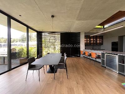 Casa de 4 alcobas en venta en Envigado, Envigado, 610 m² · foto 5 de 17