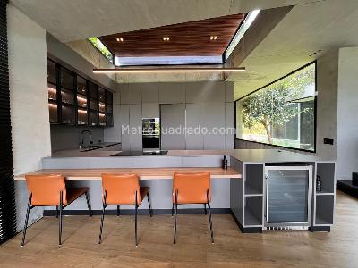 Casa de 4 alcobas en venta en Envigado, Envigado, 610 m² · foto 6 de 17