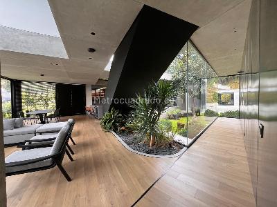 Casa de 4 alcobas en venta en Envigado, Envigado, 610 m² · foto 9 de 17