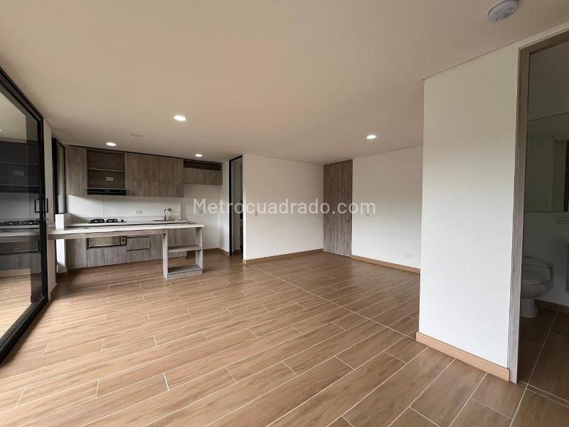 3BR Apartment in El Retiro (95 m²) - 4
