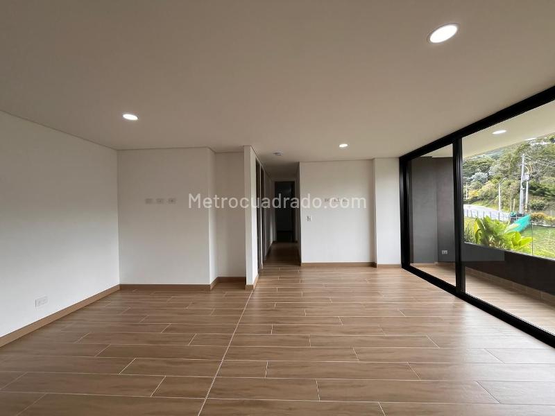 3BR Apartment in El Retiro (95 m²) - 5