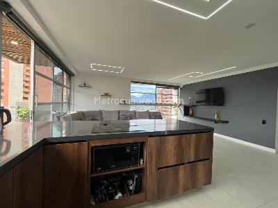 Apartamento de 3 alcobas en venta en El Poblado, Medellín, 184 m² · foto 6 de 17