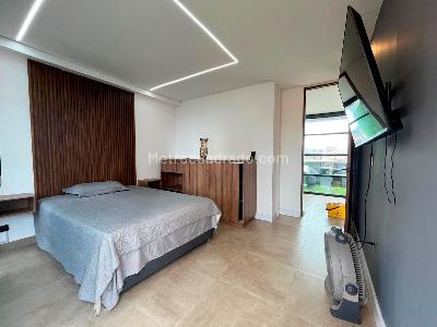 Apartamento de 3 alcobas en venta en El Poblado, Medellín, 184 m² · foto 9 de 17