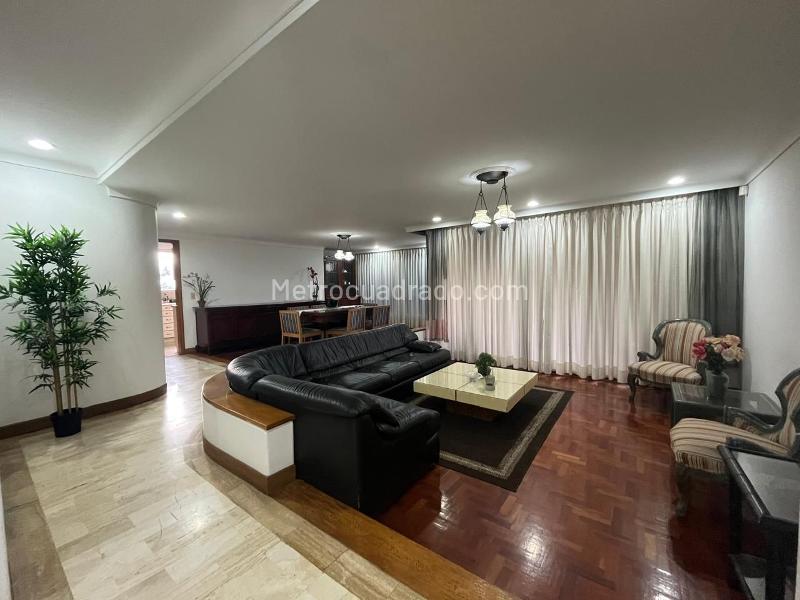 Furnished 3BR Apartment with Amenities in El Poblado