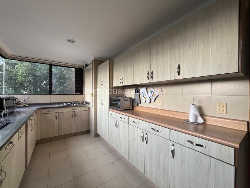 Furnished 3BR Apartment with Amenities in El Poblado - 6