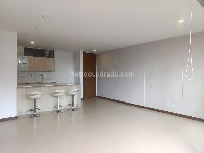 Apartamento de 1 alcoba en arriendo en Los Balsos, Medellín, 64 m² · foto 5 de 15