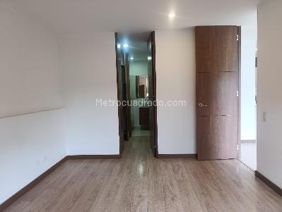 Apartamento de 1 alcoba en arriendo en Los Balsos, Medellín, 64 m² · foto 9 de 15