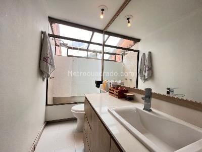 Casa de 4 alcobas en venta en El Poblado, Medellín, 337 m² · foto 19 de 20