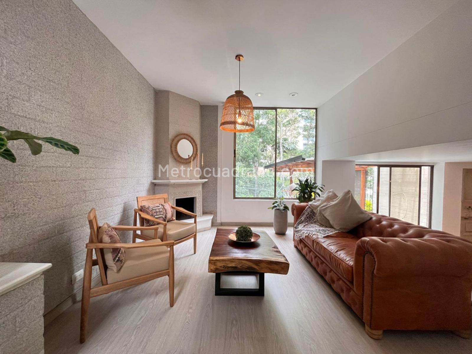 Casa de 4 habitaciones en venta en El Poblado, Medellín — imagen 1 de 20