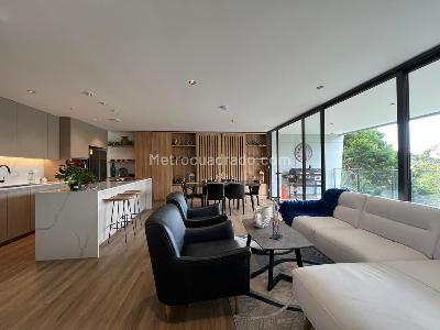 Apartamento de 2 alcobas en venta en Rionegro, Rionegro, 128 m² · foto 2 de 16