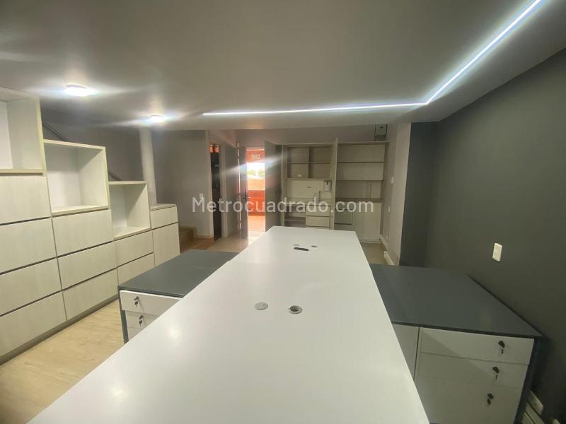Oficina en Arriendo, Envigado, Envigado - Más