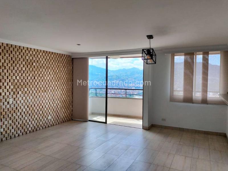 Spacious 3BR Apartment in El Poblado