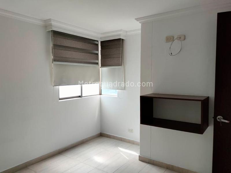 Apartamento Amplio de 3 Alcobas en El Poblado - 9