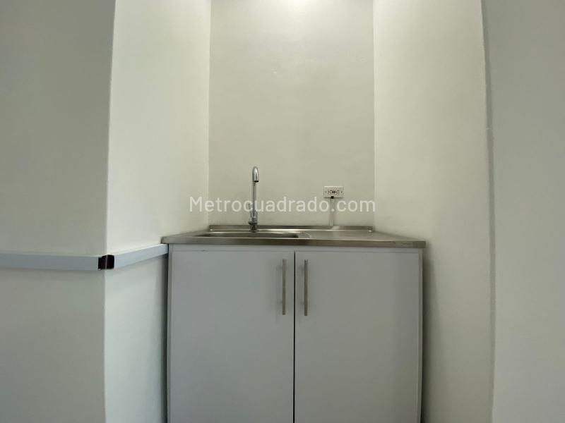 Oficina en Arriendo, Sabaneta, Sabaneta - Więcej