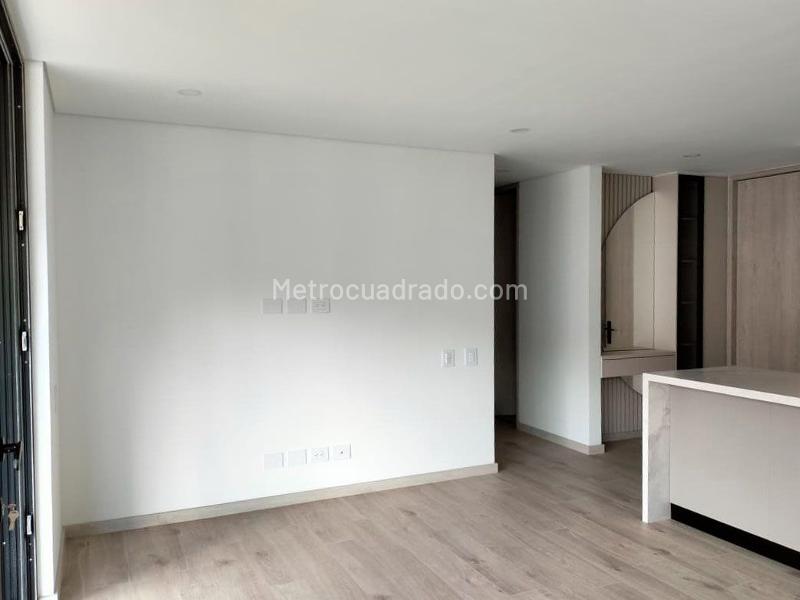 Apartamento de 3 Alcobas y 3 Baños en El Poblado - 4