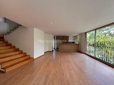 Apartamento de 3 alcobas en venta en El Poblado, Medellín, 180 m² · foto 2 de 20