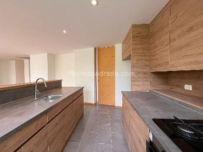 Apartamento de 3 alcobas en venta en El Poblado, Medellín, 180 m² · foto 8 de 20