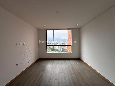 Apartamento de 1 alcoba en arriendo en Los Balsos, Medellín, 67 m² · foto 8 de 14