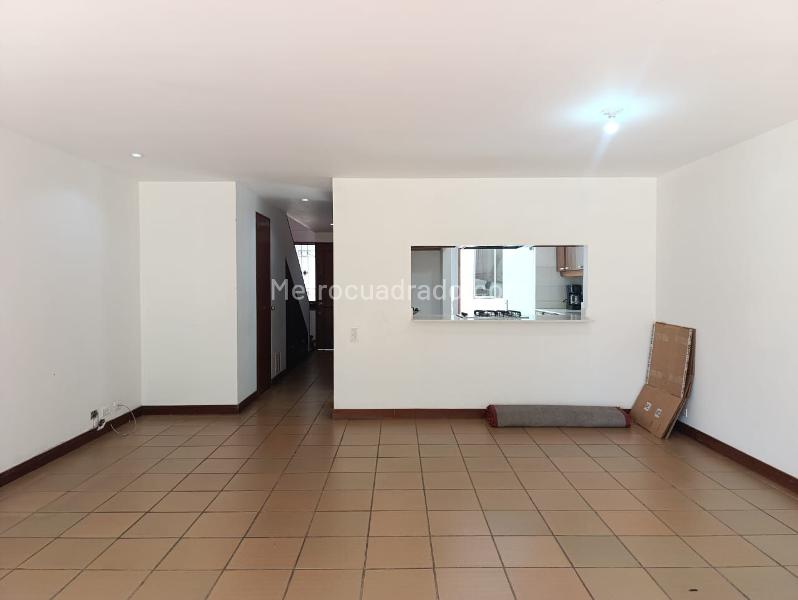 3BR House for Rent in El Poblado Closed Unit - 2