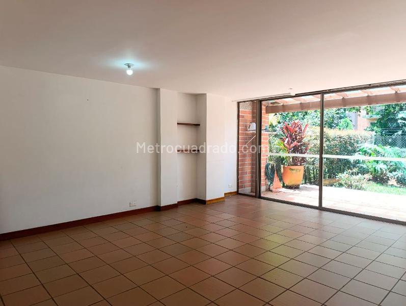 3BR House for Rent in El Poblado Closed Unit - 3