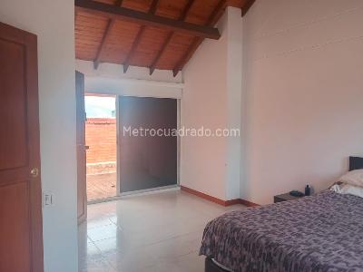 Apartamento de 4 alcobas en venta en El Poblado, Medellín, 167 m² · foto 10 de 17