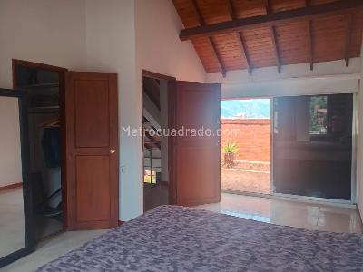 Apartamento de 4 alcobas en venta en El Poblado, Medellín, 167 m² · foto 7 de 17