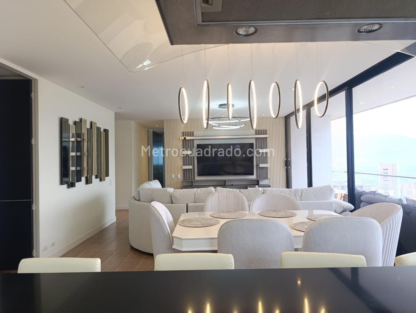 Apartamento de 3 habitaciones en venta en El Poblado, Medellín — imagen 1 de 20
