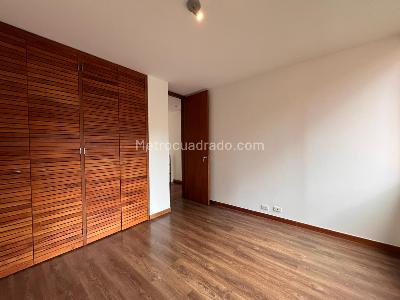 Apartamento de 2 alcobas en venta en El Poblado, Medellín, 140 m² · foto 12 de 19