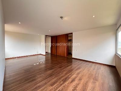 Apartamento de 2 alcobas en venta en El Poblado, Medellín, 140 m² · foto 17 de 19