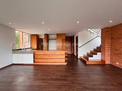 Apartamento de 2 alcobas en venta en El Poblado, Medellín, 140 m² · foto 3 de 19