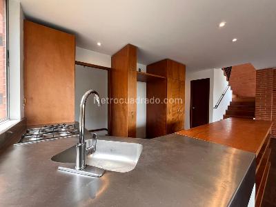 Apartamento de 2 alcobas en venta en El Poblado, Medellín, 140 m² · foto 8 de 19